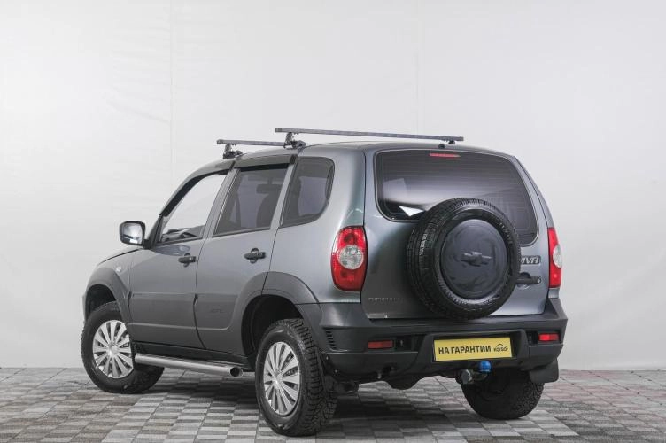 Chevrolet Niva 4 из 6