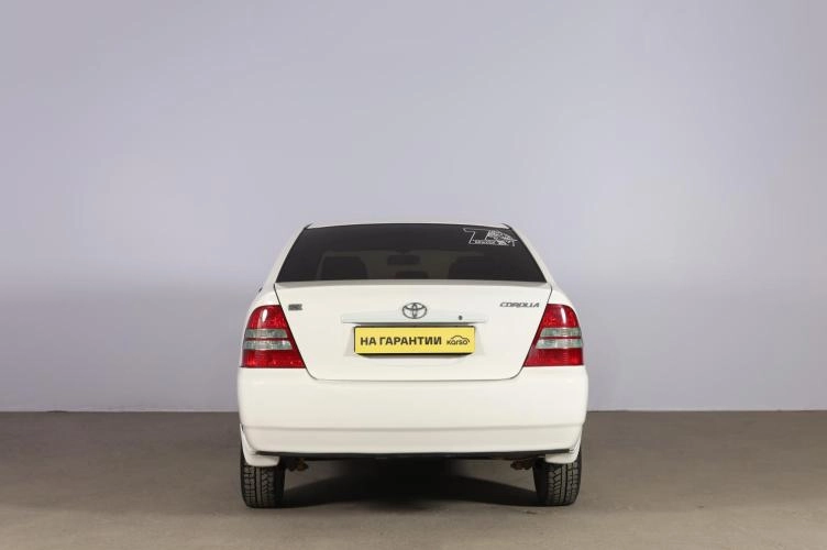 Toyota Corolla 5 из 6