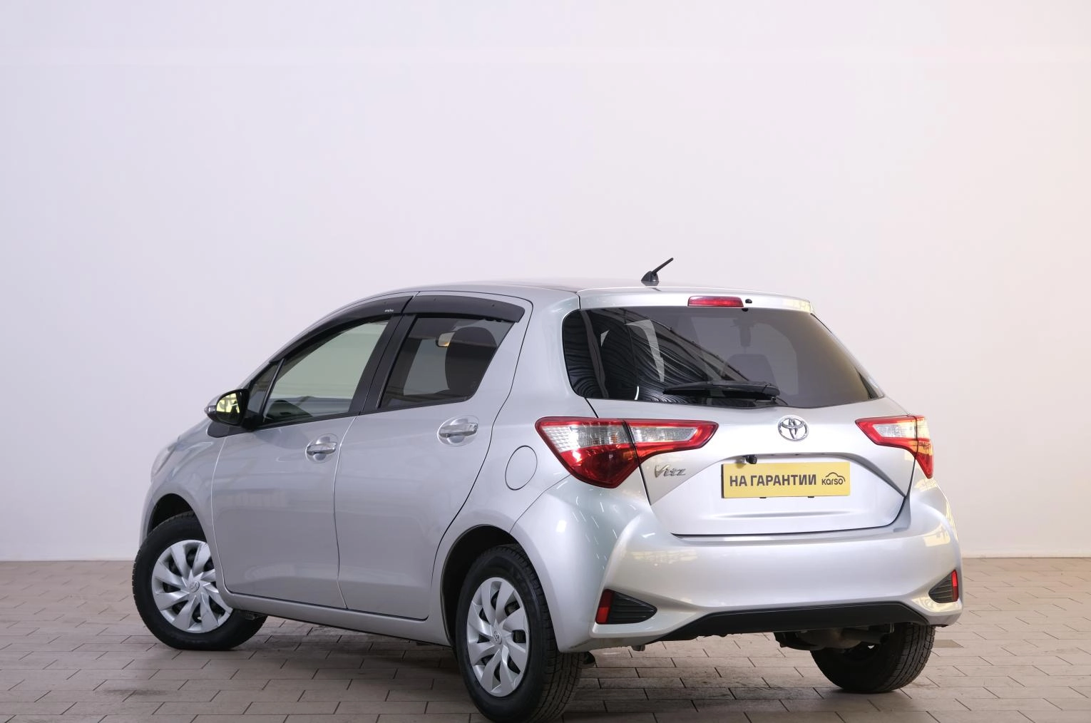 Toyota Vitz 4 из 21
