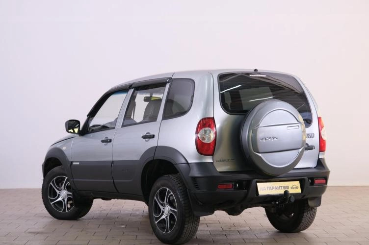 Chevrolet Niva 4 из 6