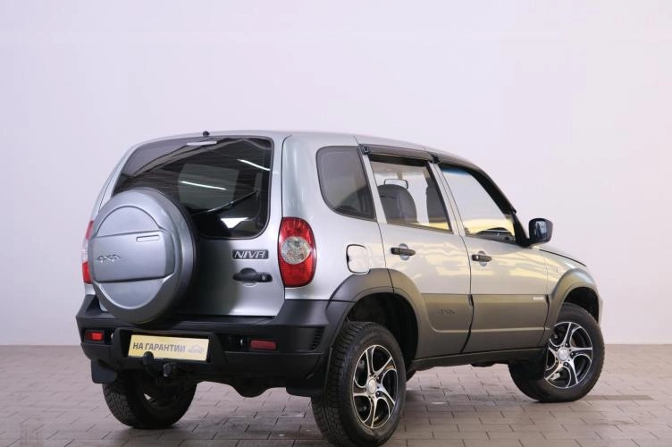 Chevrolet Niva 6 из 6