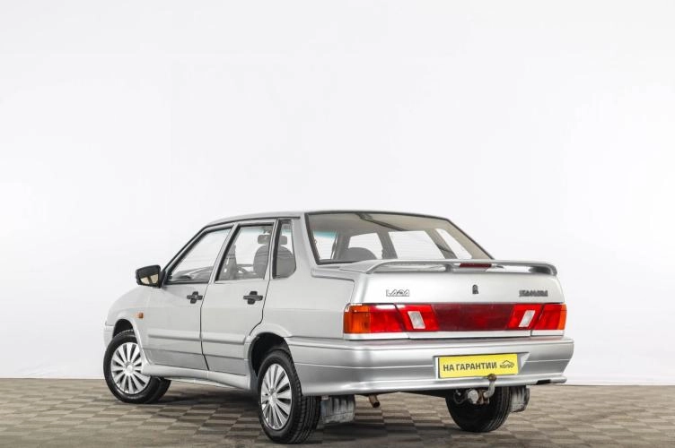ВАЗ (LADA) 2115 Samara 4 из 6