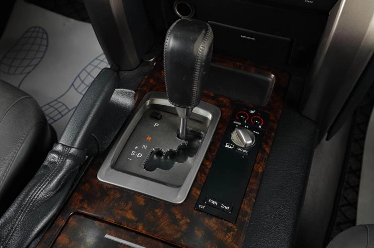Toyota Land Cruiser 16 из 22