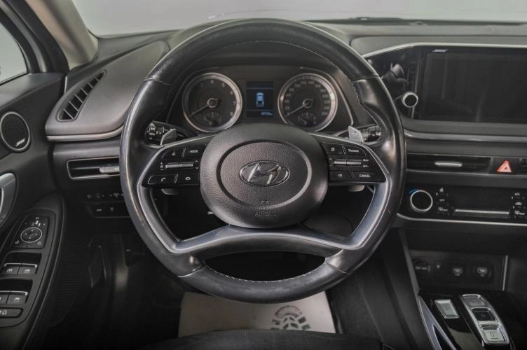 Hyundai Sonata 12 из 20