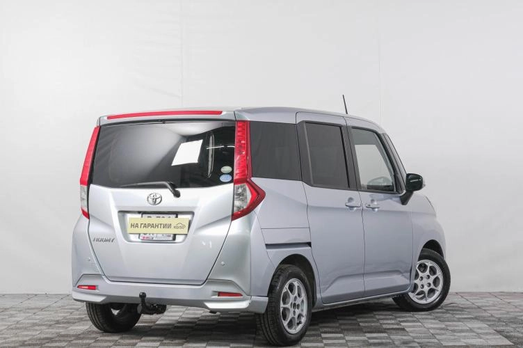 Toyota Roomy 6 из 6