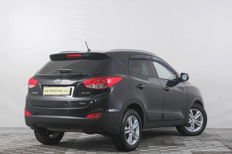 Hyundai ix35 6 из 6