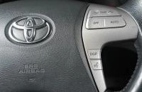 Toyota Camry 15 из 18