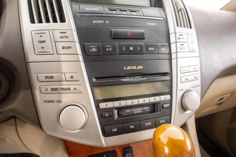 Lexus RX 20 из 28