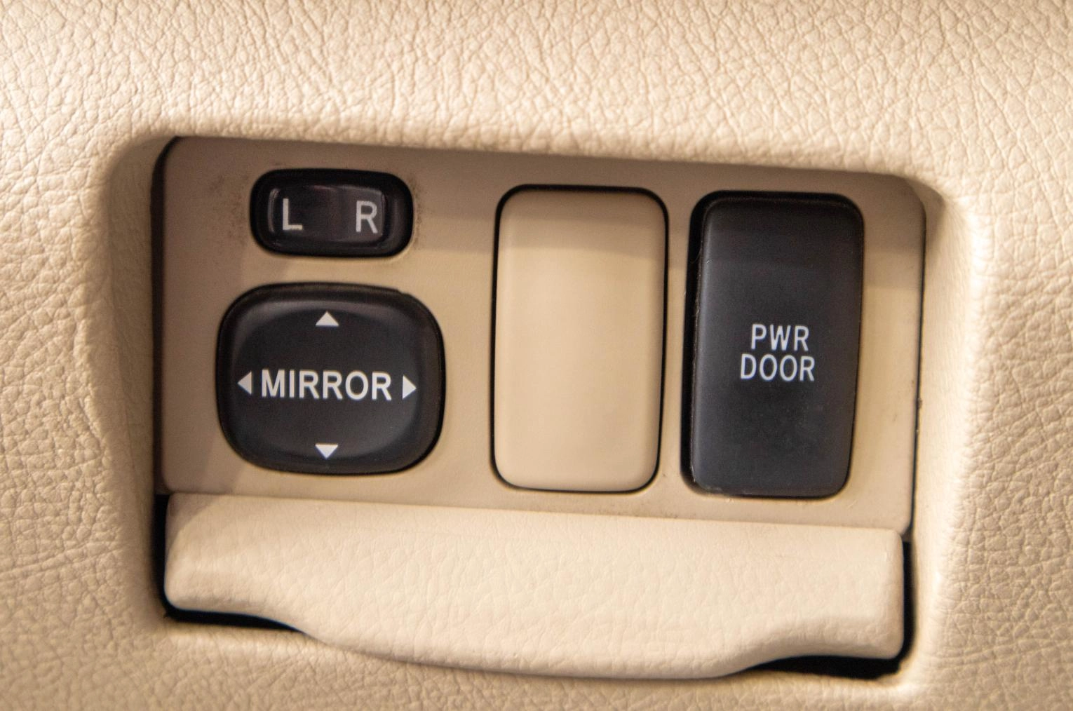 Lexus RX 13 из 28