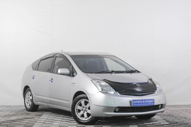 Toyota Prius 1 из 6