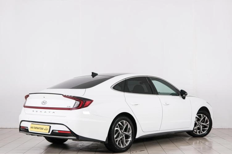 Hyundai Sonata 6 из 6