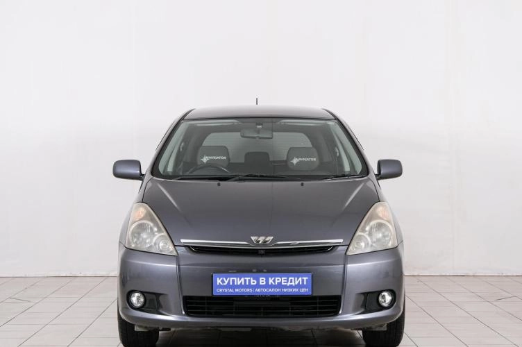 Toyota Wish 2 из 6