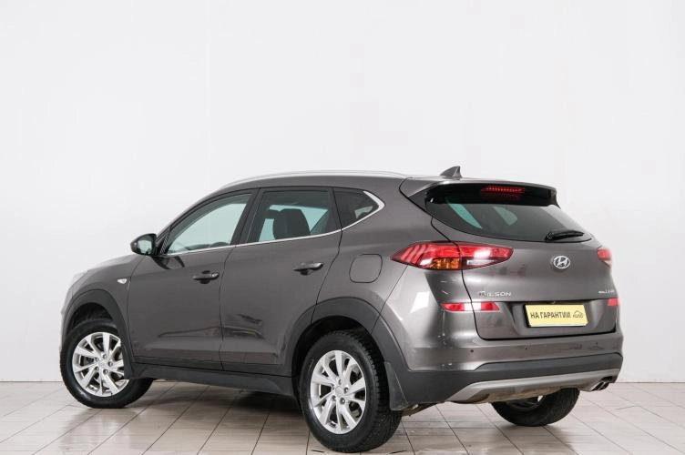 Hyundai Tucson 4 из 6