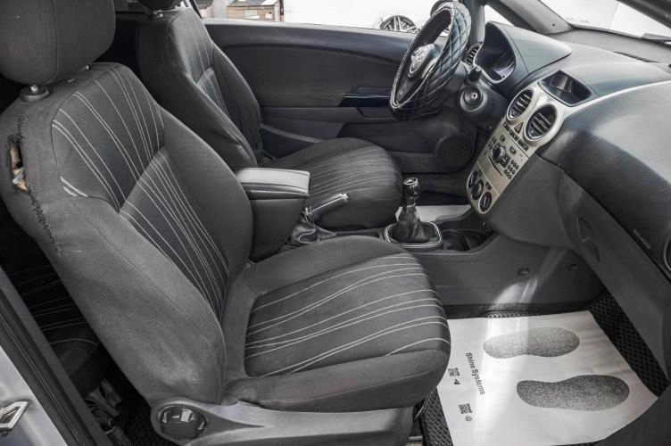 Opel Corsa 19 из 21