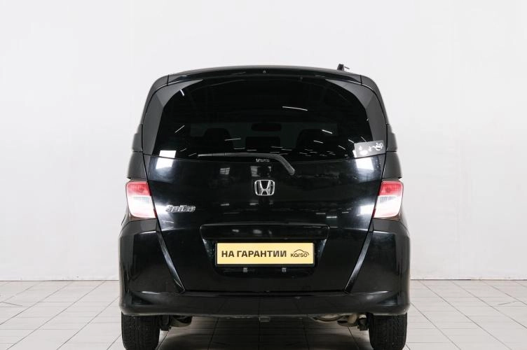 Honda Freed 5 из 6