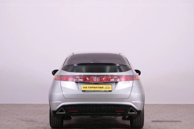 Honda Civic 5 из 6