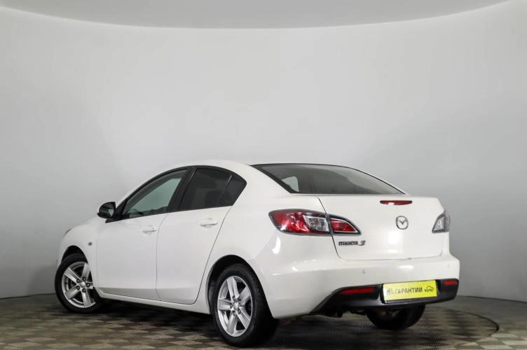 Mazda 3 6 из 6