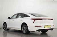 FAW Bestune B70 4 из 21