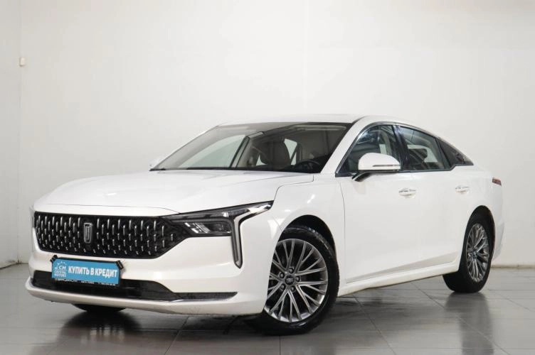 FAW Bestune B70 3 из 6