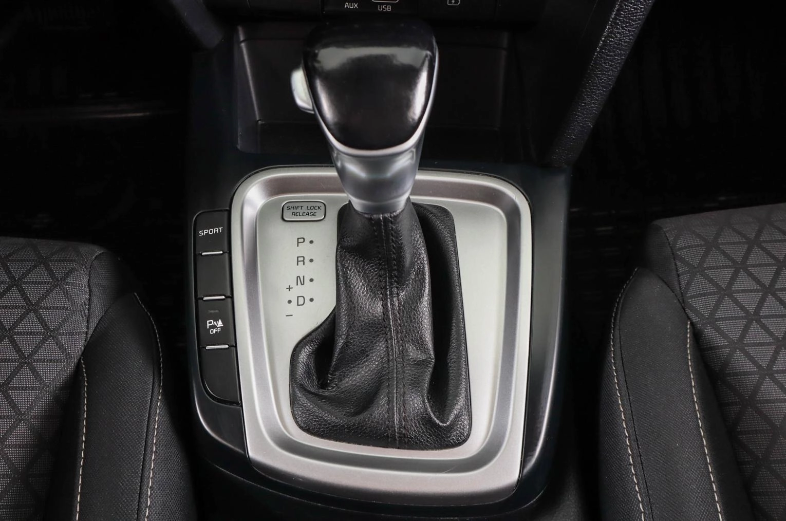 KIA cee'd 20 из 23