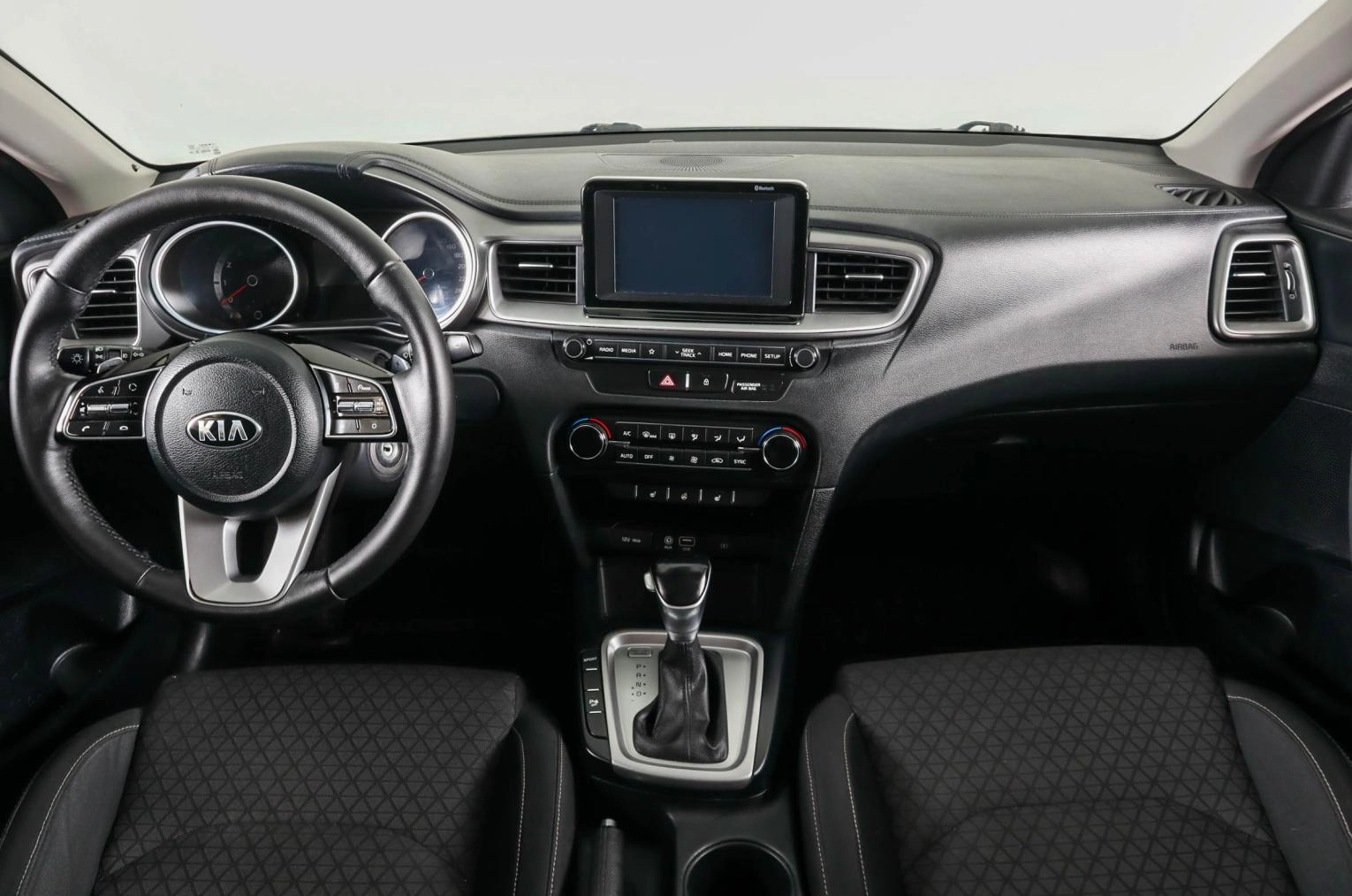 KIA cee'd 13 из 23