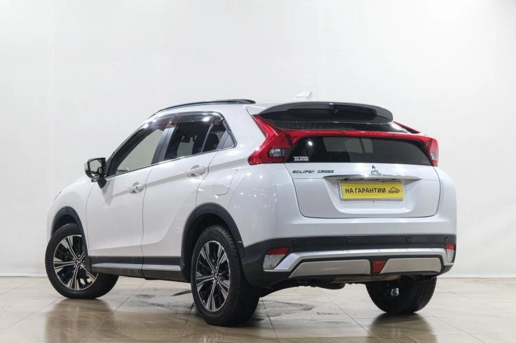 Mitsubishi Eclipse Cross 4 из 6