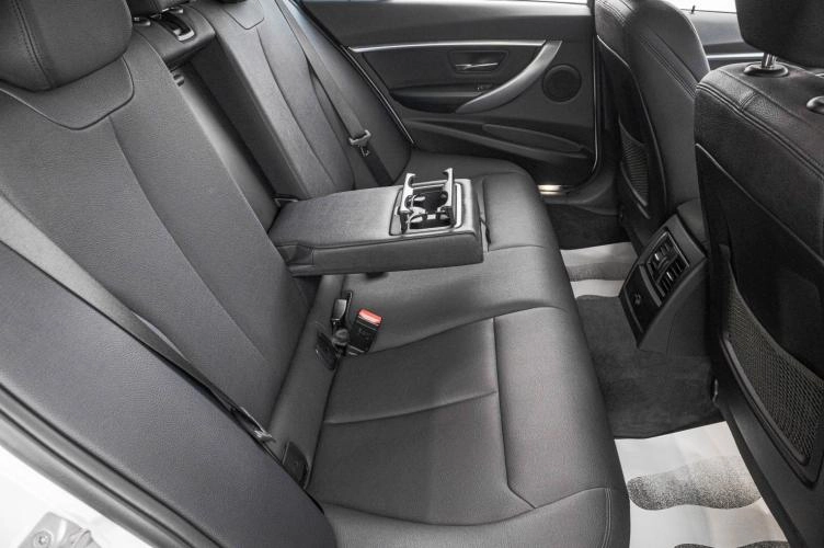 BMW 3 серия 29 из 29