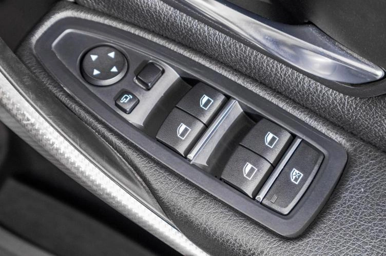 BMW 3 серия 13 из 29