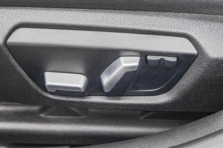 BMW 3 серия 27 из 29