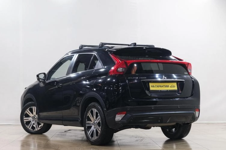Mitsubishi Eclipse Cross 4 из 6