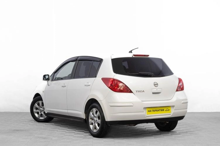 Nissan Tiida 6 из 6