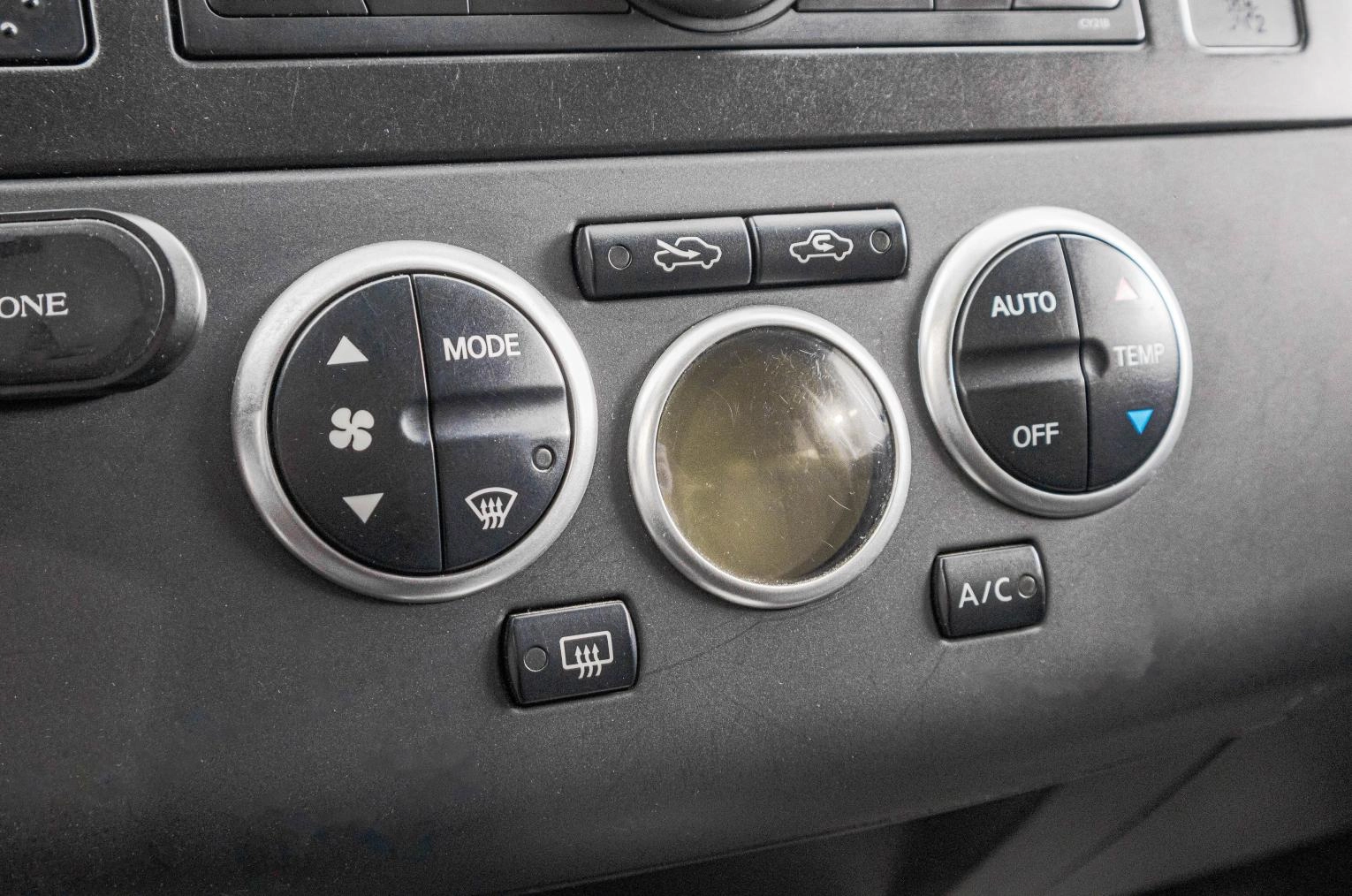 Nissan Tiida 18 из 25