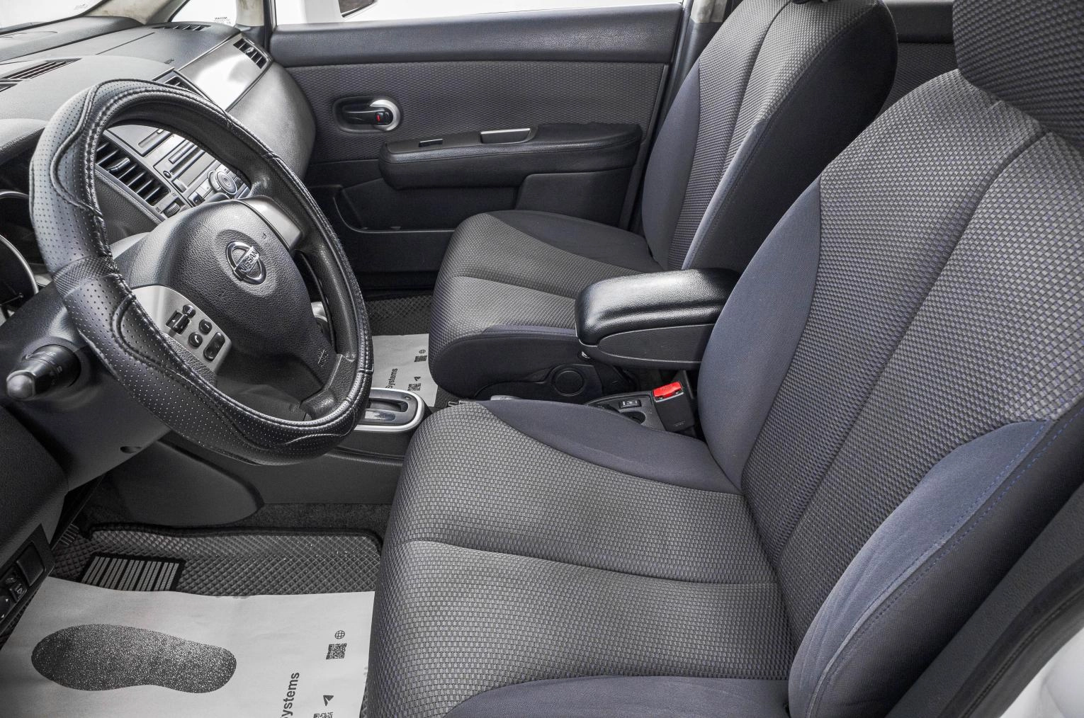Nissan Tiida 10 из 25