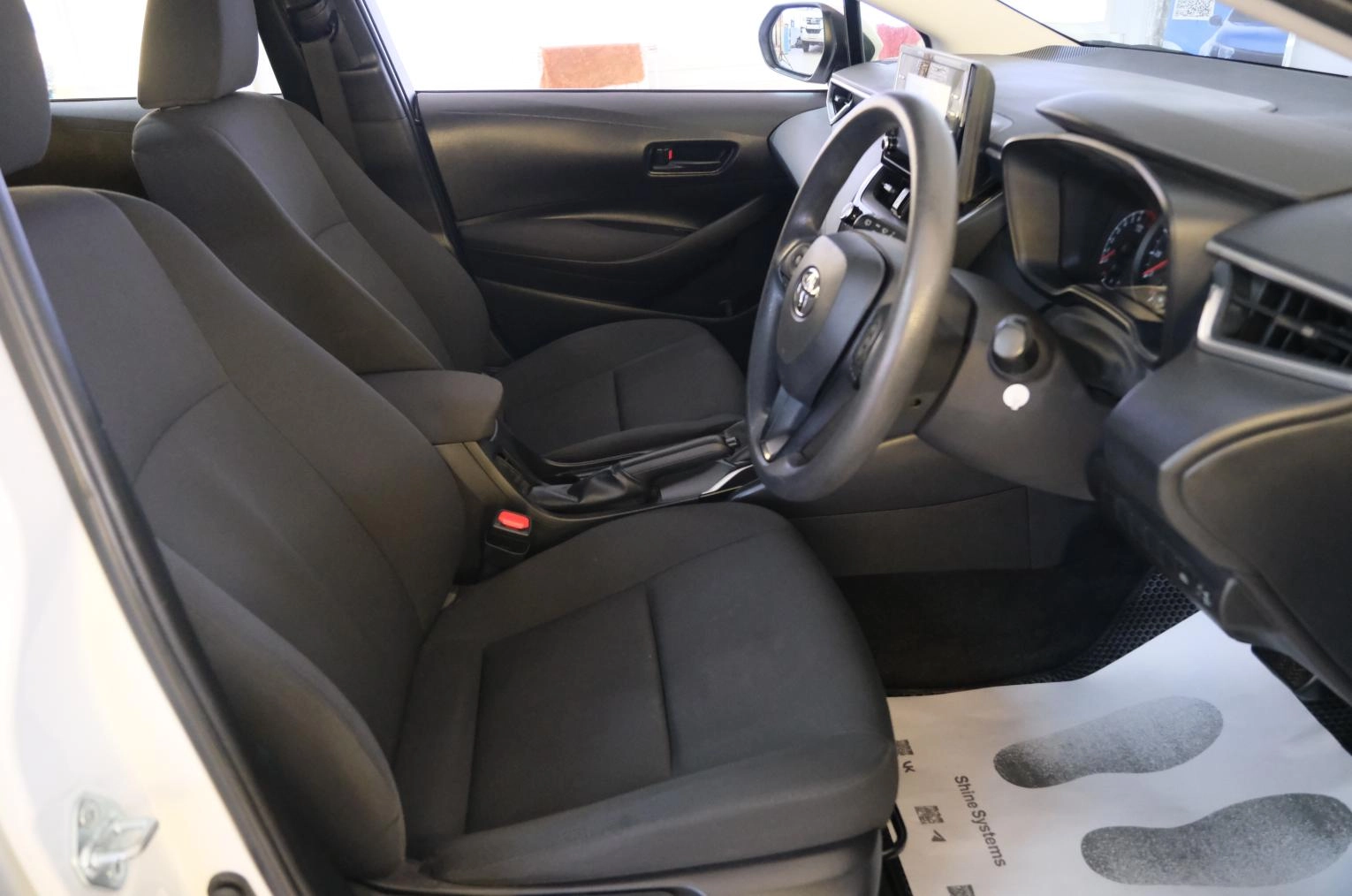 Toyota Corolla 7 из 20