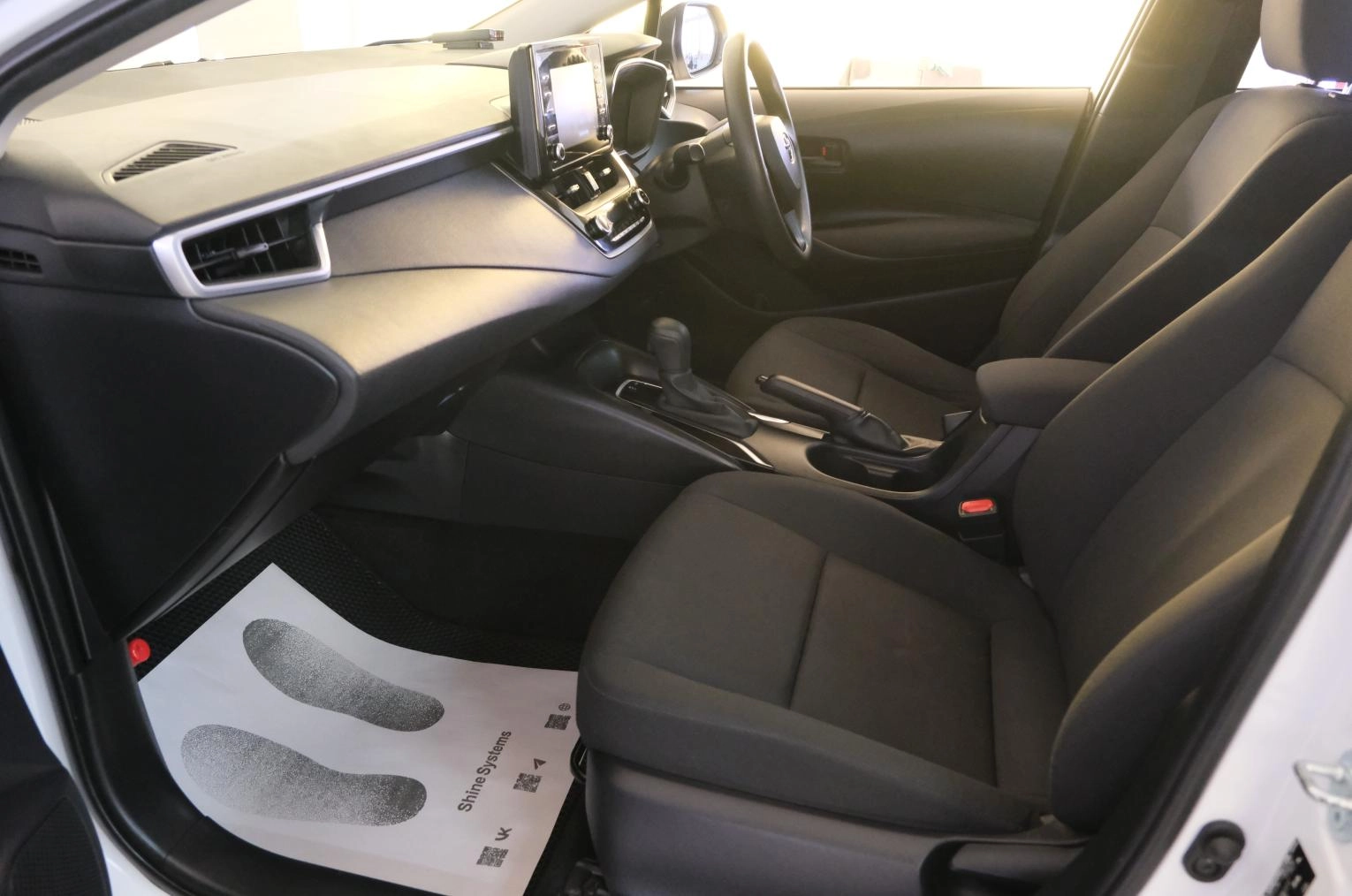 Toyota Corolla 17 из 20