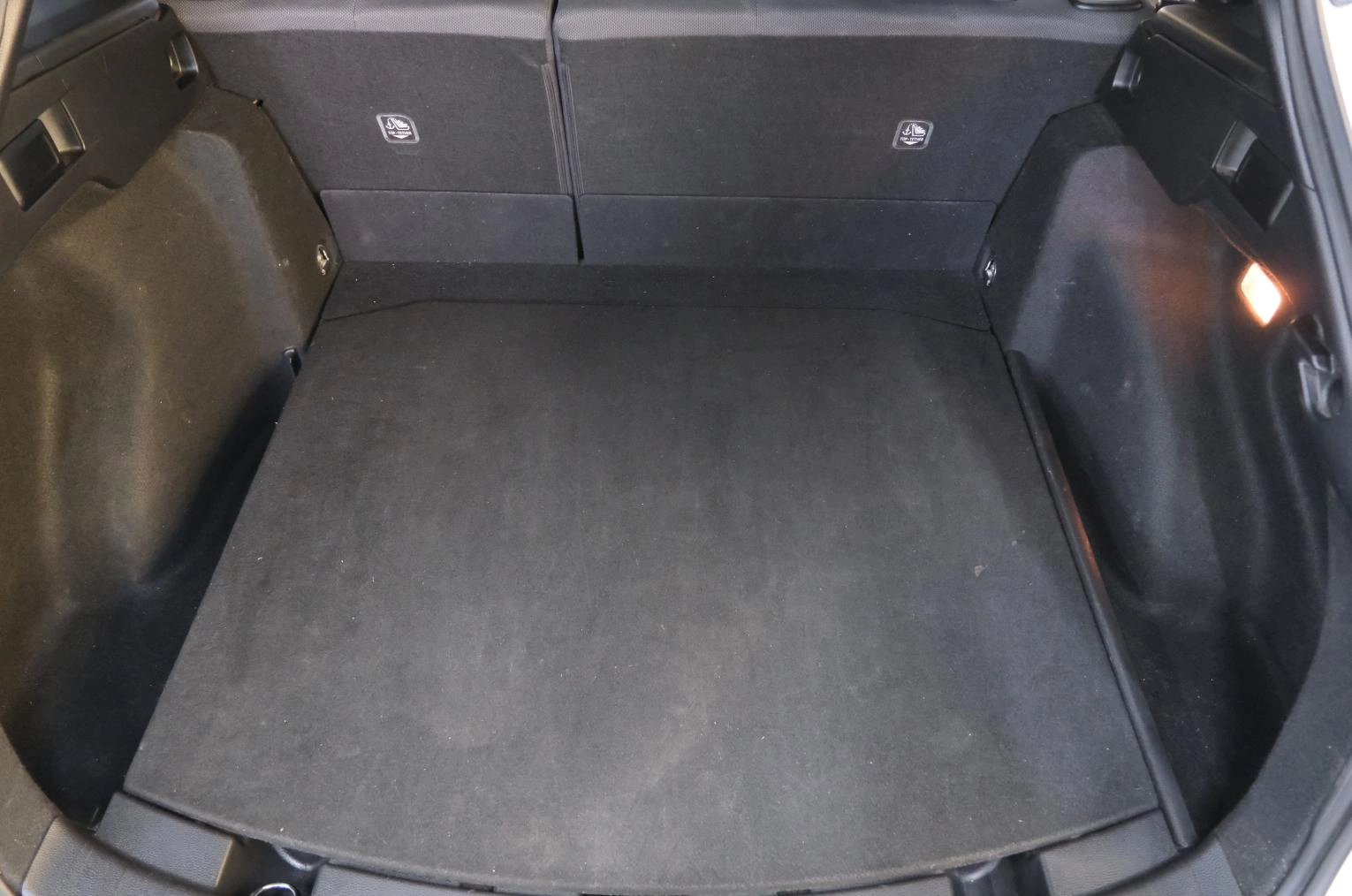 Toyota Corolla 20 из 20