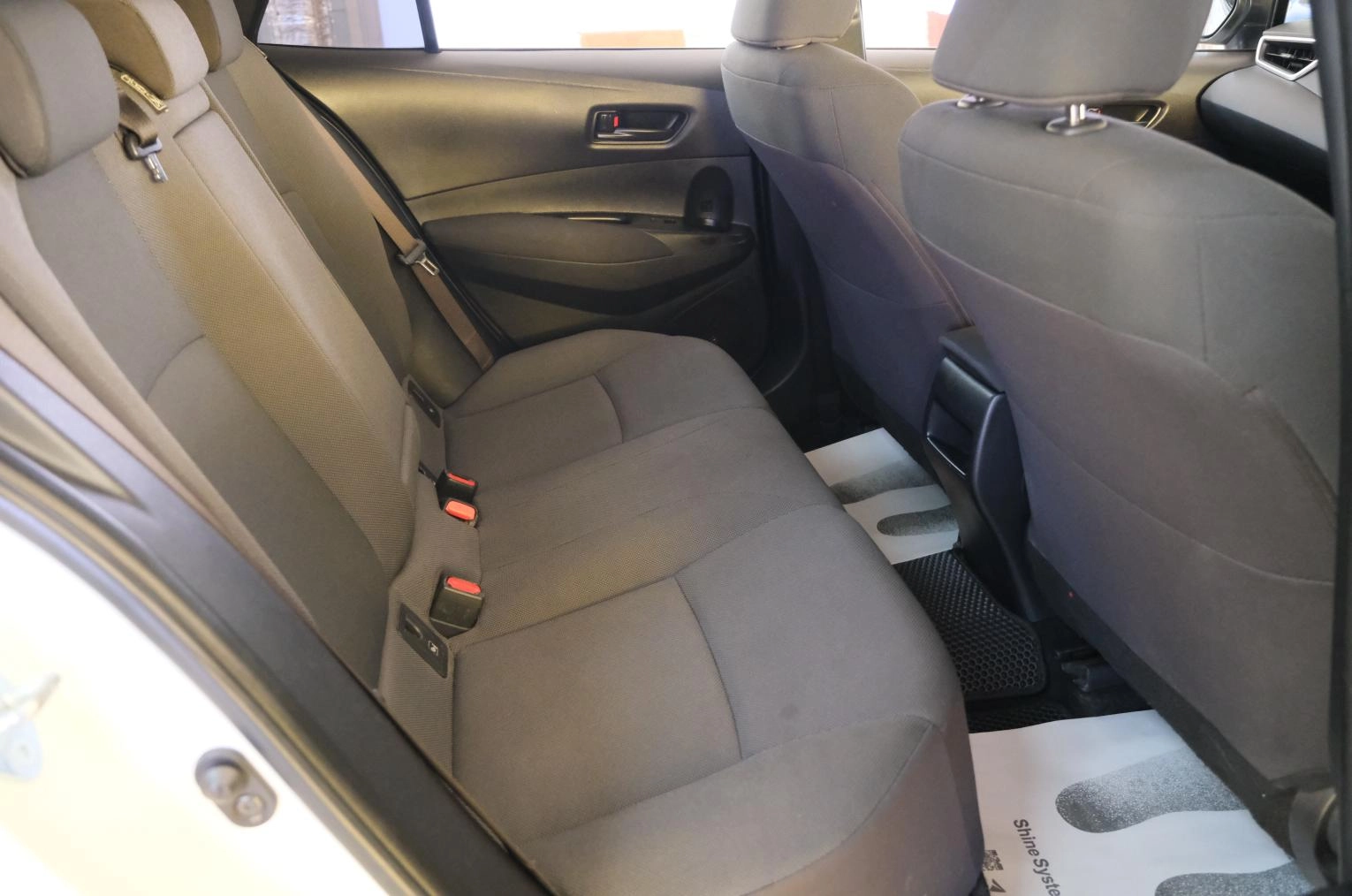 Toyota Corolla 18 из 20