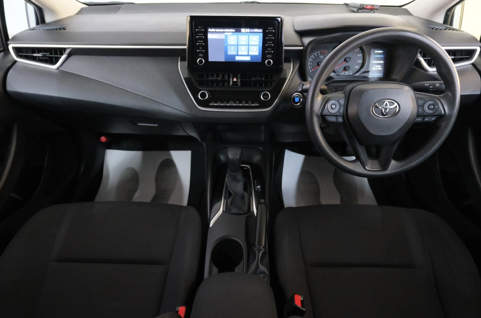 Toyota Corolla 12 из 20