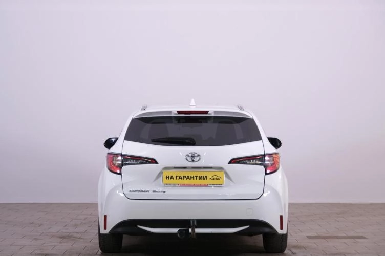 Toyota Corolla 5 из 6