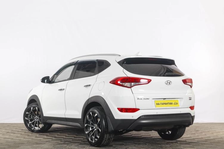 Hyundai Tucson 4 из 6