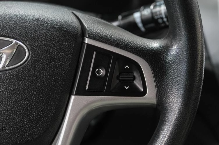 Hyundai Solaris 19 из 28