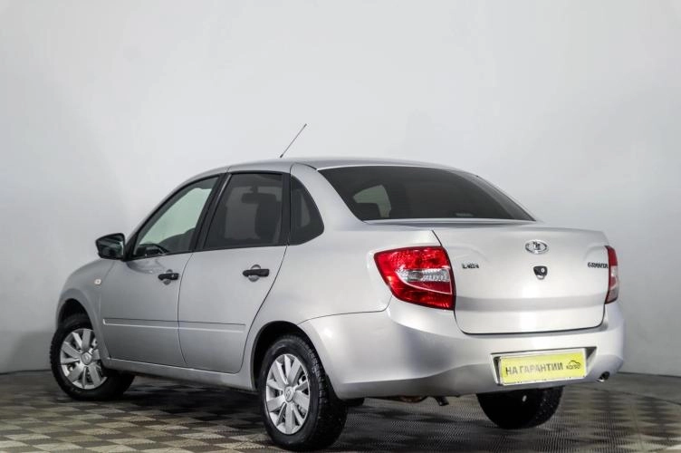 ВАЗ (LADA) Granta 6 из 6