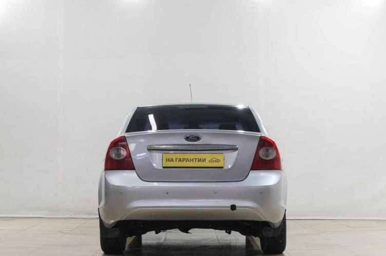 Ford Focus 5 из 6
