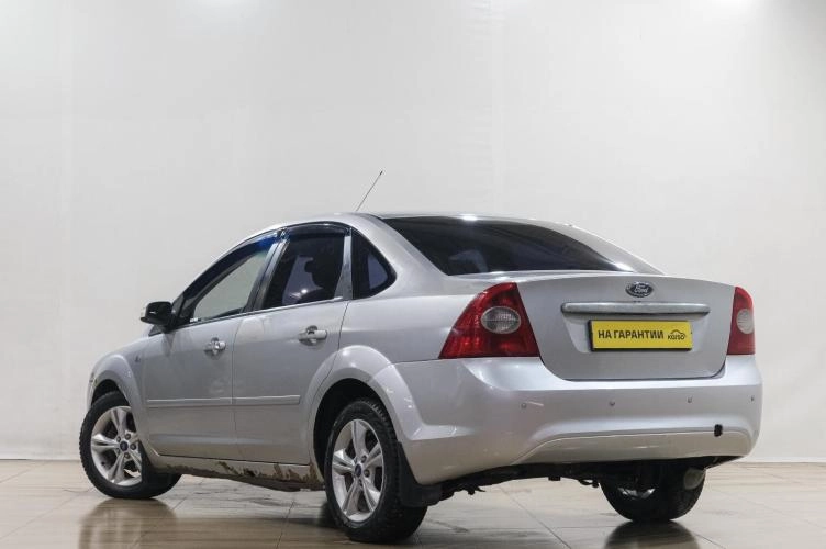 Ford Focus 4 из 6