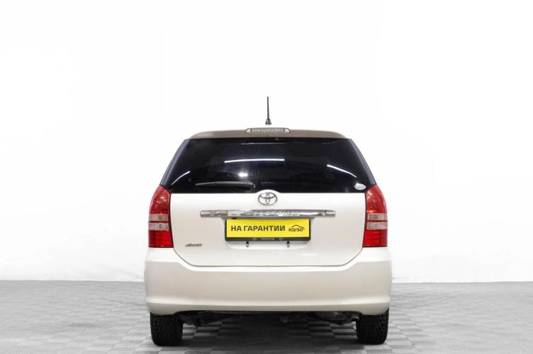 Toyota Wish 5 из 6