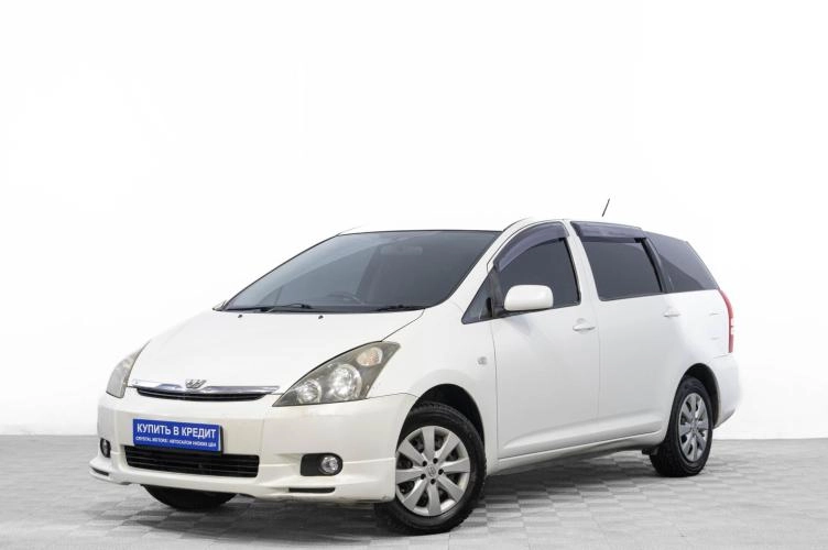 Toyota Wish 3 из 6