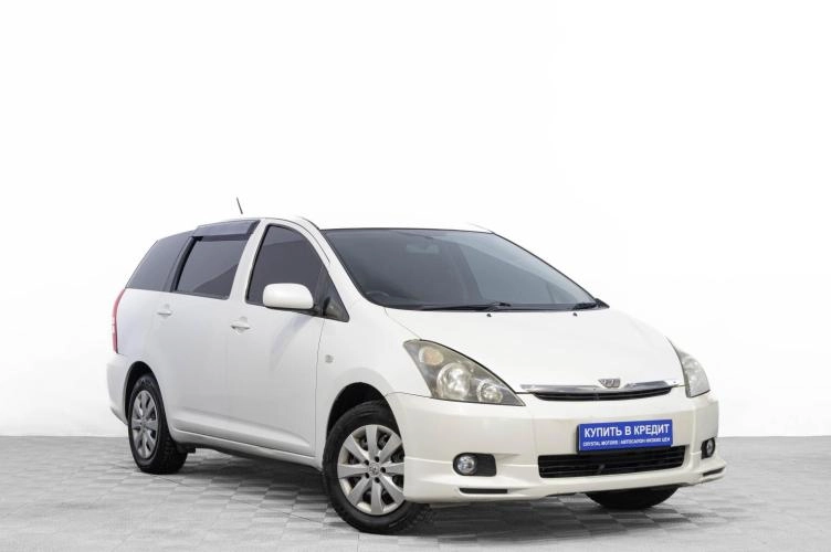 Toyota Wish 1 из 6