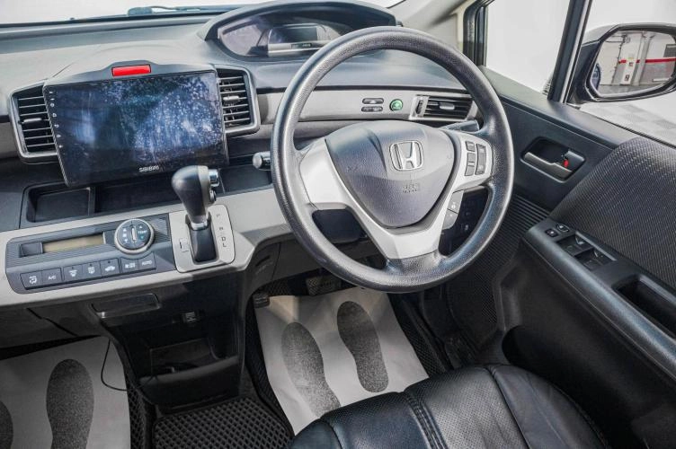 Honda Freed 16 из 27