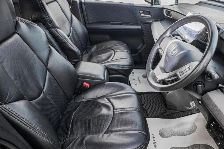 Honda Freed 11 из 27