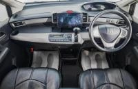 Honda Freed 10 из 27